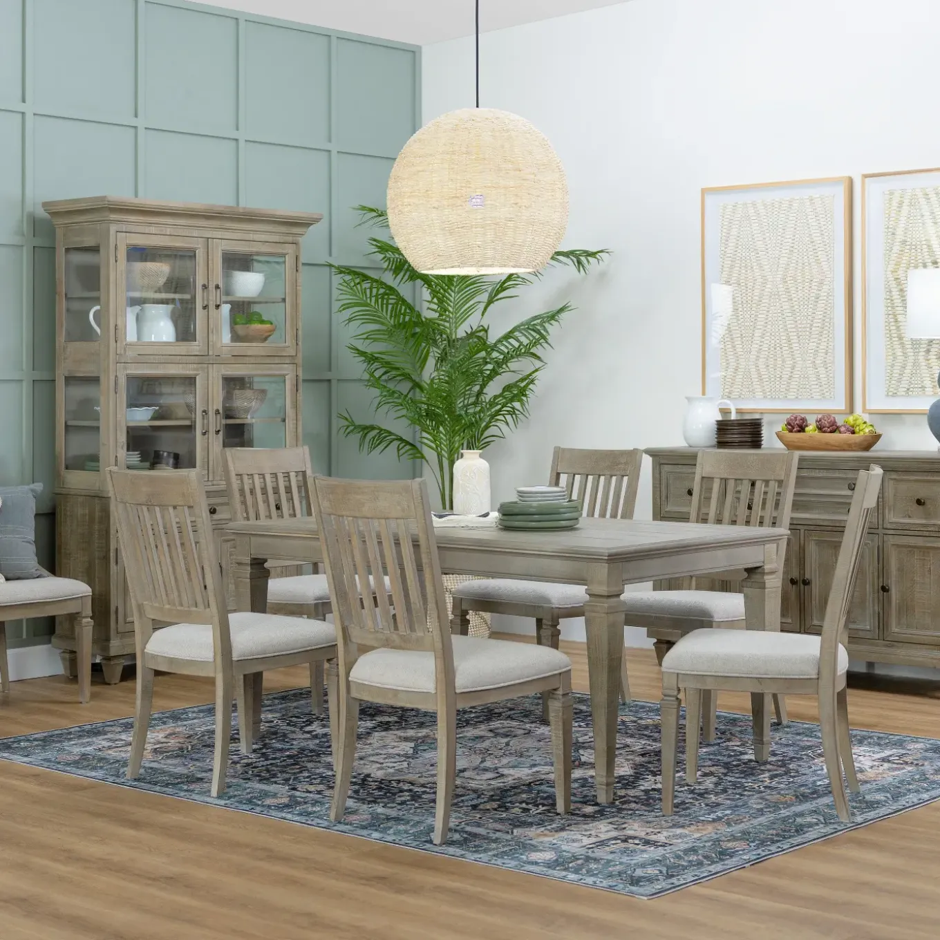 East Bay Extendable Table & 6 Side Chairs