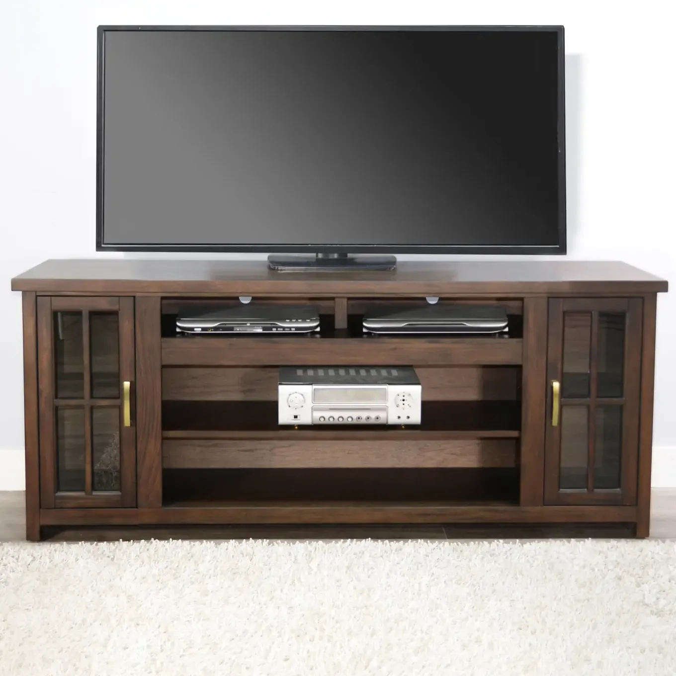 Levi Media Console